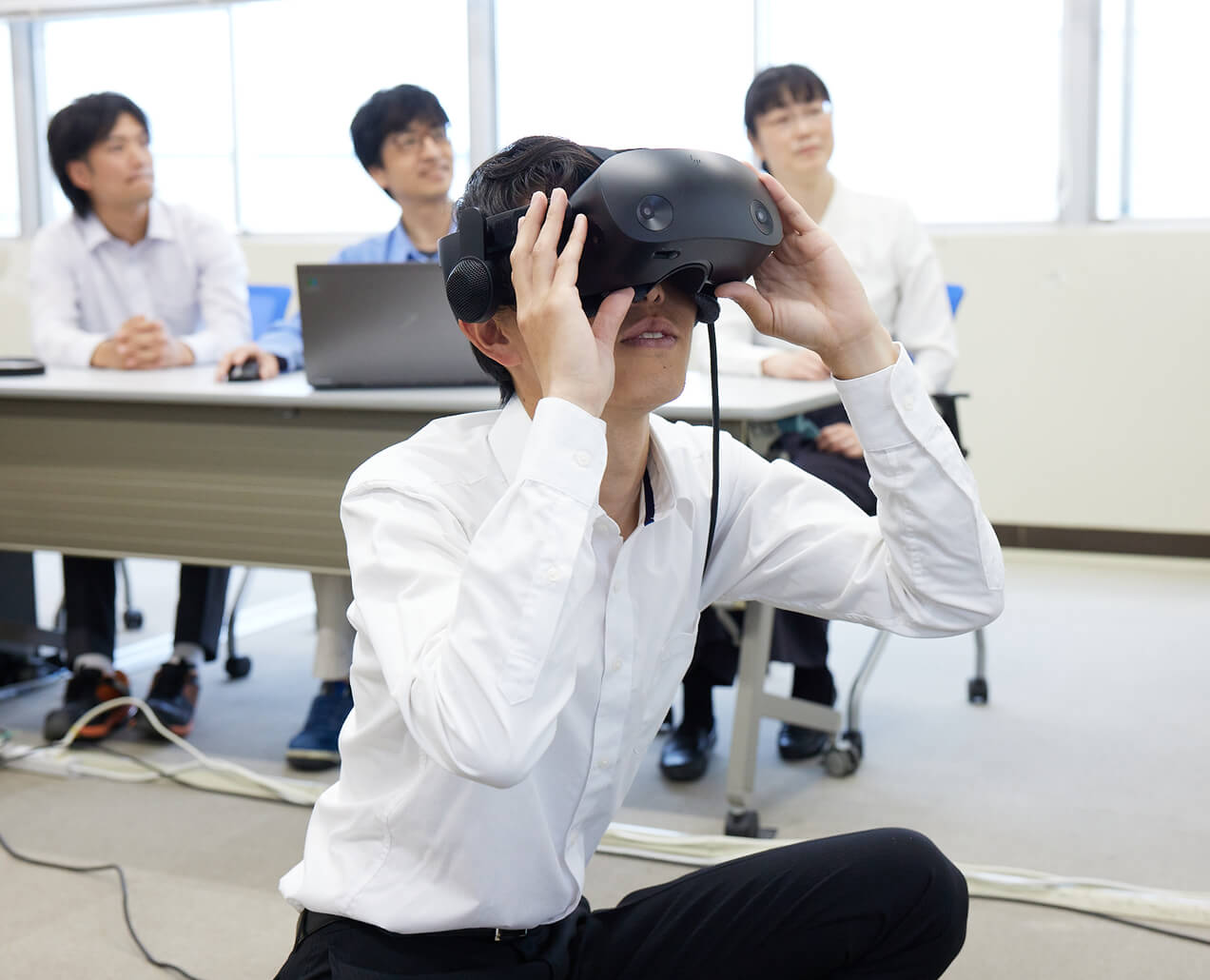 成果を共有しながら難題を解決